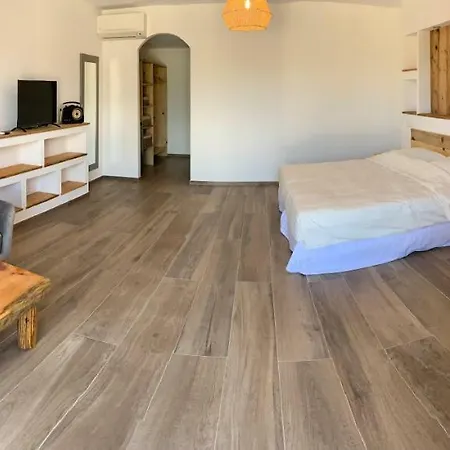 Chambres De Charme לינה וארוחת בוקר